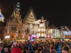 Duża niespodzianka dla turystów. Dwa jarmarki świąteczne w polskim mieście