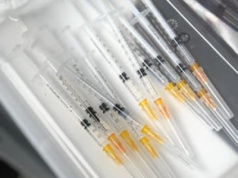 Moich 6 (nieudanych) prób zaszczepienia się przeciw COVID