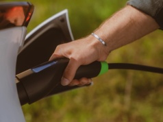 Ile kosztuje ubezpieczenie samochodu elektrycznego?