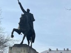 Prezydent listy pisze, ministerstwo nie odpowiada. Chodzi o Pałac Zamoyskich