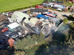 Pożar hali w miejscowości Bramki 