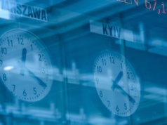 Mocna sesja ze słabym zakończeniem. Rosną banki i KGHM, a CCC cofa się po wynikach