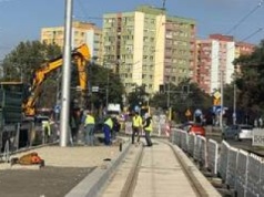 Przebudowa torowiska na Bardzkiej na półmetku. W weekend przekładka nakładek