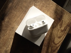 AirPodsy Pro 3 są nie do naprawienia. Apple, gdzie ta twoja ekologia?