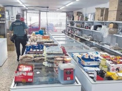 Supermarket horroru w Las Palmas: 7569 produktów do kosza