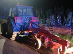 Rolnik szuka drogi - pijany kierowca poprosił o pomoc policjantów
