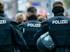 Drony nad międzynarodowym lotniskiem w Niemczech. 3 tys. pasażerów uziemionych