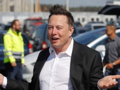 Tesla znów to zrobiła. Musk kąpie się w pieniądzach
