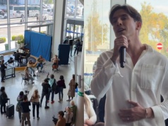 Kwiatkowski zaśpiewał na warszawskim lotnisku. Tak promuje film o Fryderyku Chopinie