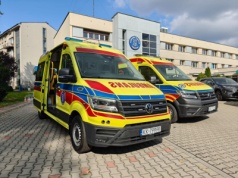 Nowe ambulanse. W tym specjalistyczna karetka bariatryczna