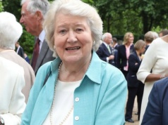 Nie żyje Patricia Routledge. Gwiazda kultowego serialu zmarła w wieku 96 lat