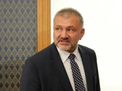 Żurek postanowił 