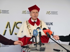 ANS w Nowym Sączu zainaugurowała 28. rok akademicki. Za nami wykład o wojnie i bezpieczeństwie