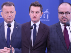 Politycy PiS: Sędziowie na telefon Tuska wracają z przytupem