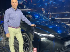 Nowy Lexus ES z napędem AWD i hybrydą szóstej generacji. Na rynku za rok, ale widziałem go już na żywo