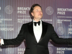 Elon Musk chce być bilionerem. Jest już w połowie drogi
