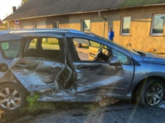 Zderzenie Peugeota i Toyoty w Szczurach (ZDJĘCIA)