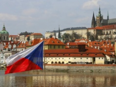 To niezdecydowani zdecydują. Czesi wahają się nad urną
