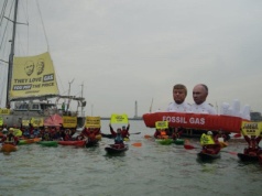 Greenpeace blokuje dostawy LNG do Europy. Na celu fanatyków gaz z Rosji – i z USA