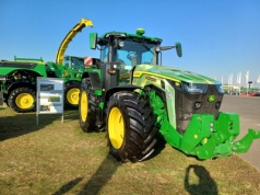 John Deere już stawia w USA na biodiesel B30, a w Europie nadal tylko B8. O co tu chodzi?