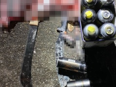 Podczas próby ucieczki młode osoby zostały zatrzymane przez policjantów