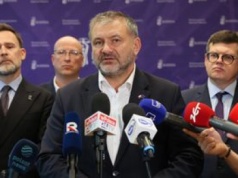 Internauci podzieleni w sprawie zmian w sądach. Gorąca dyskusja po decyzji Żurka
