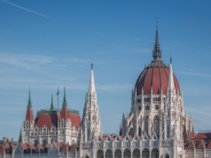 Jesienny city break za grosze? 5 kierunków tańszych niż weekend w Polsce