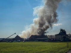 Spłonął zakład ślusarski. Parafia organizuje pomoc (ZDJĘCIA)
