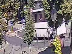 Uwaga! Policja poszukuje świadków zdarzenia drogowego, w szczególności kierowcy autobusu widocznego na zdjęciu