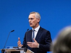 Były szef NATO: żałuję, iż Ukrainie nie przekazano od razu najskuteczniejszych broni
