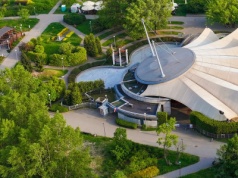 Park Górczewska nie dla rowerów i hulajnóg elektrycznych. Apel o zakaz i zmiany w regulaminie