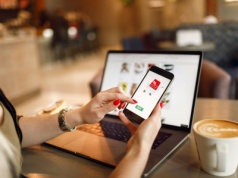 Rewolucja w płatnościach: PayTechy wyprzedzają banki