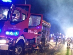Podwójna tragedia na Mazowszu. Płomienie uwięziły seniora. Sąsiad nie przeżył widoku