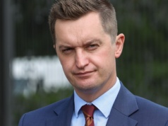 Nagoka na system kaucyjny. Z dzieła rządu PiS chcą zrobić 