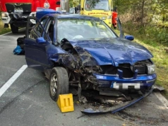 Zderzenie Porsche z Seatem na drodze wojewódzkiej