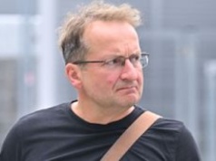 Robert Górski rozpętał aferę słowami o kobietach w kabaretach. Internauci grzmią: 
