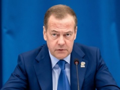 Miedwiediew, drony, Europejczycy. 