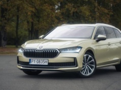 Skoda Superb Combi L&K PHEV - czasy się zmieniają i hybrydy też