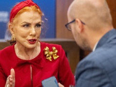 Tusk nie ma dostępu do Trumpa? Georgette Mosbacher w rozmowie z 