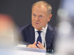 Tusk odniósł się do słów Merkel. „Powinni się wstydzić”