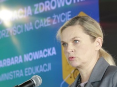 Uczniowie rezygnują z edukacji zdrowotnej. Masowe wypisania w dużych miastach