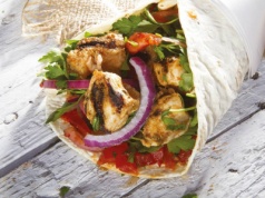 Kebab jest bardziej polski niż schabowy? Z wieprzowiną jest problem, a w drobiu i wołowinie jesteśmy potentatami