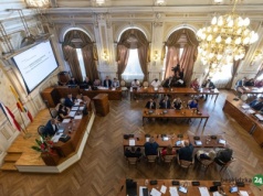 Nadzwyczajna sesja w Ratuszu. Radni uchylą uchwałę w sprawie imigrantów