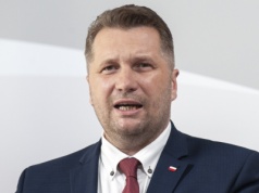 Burza po słowach Czarnka. Powiedział to o psach na łańcuchach