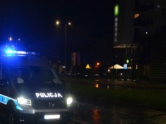120 km/h w centrum Nowego Sącza i pijani kierowcy za kółkiem! Nocne polowanie sądeckiej drogówki! 