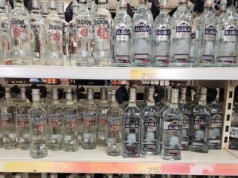 Małpki po 12 zł, wódka po 50 zł. Odechce wam się picia