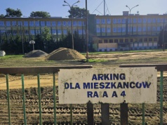 Kompleks sportowy na Zatorzu coraz bliżej. Trwają prace nad boiskiem i bieżnią