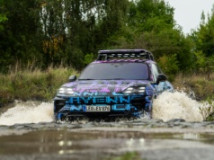 Elektryczne Porsche Cayenne zamówisz z ładowarką bezprzewodową