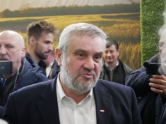 Dopłaty nie wystarczą! Ardanowski o tym, jak uratować polskie gospodarstwa w 2025 (wywiad)