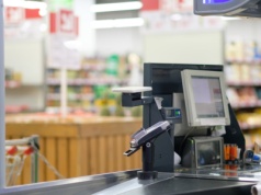 Związki zawodowe planują strajk w handlu. Klienci supermarketów proszeni o solidarność